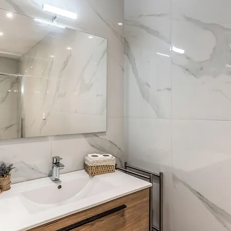 Domus Partenopea 4*