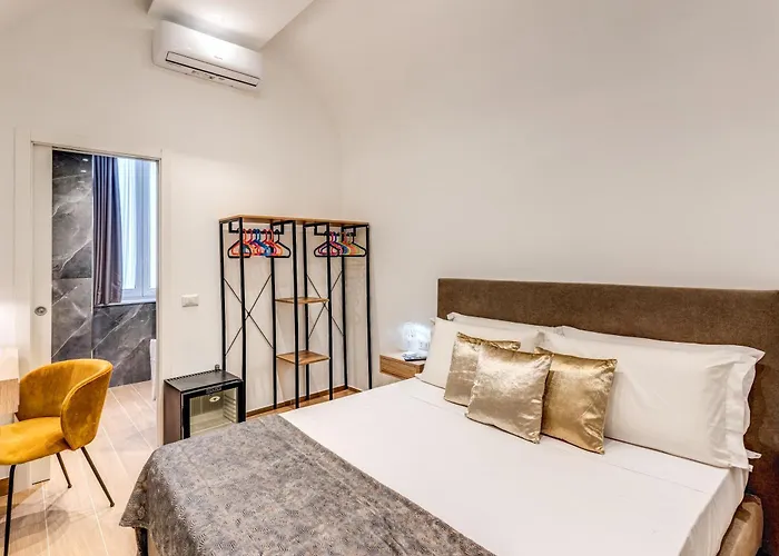 Domus Partenopea 3* Nápoles