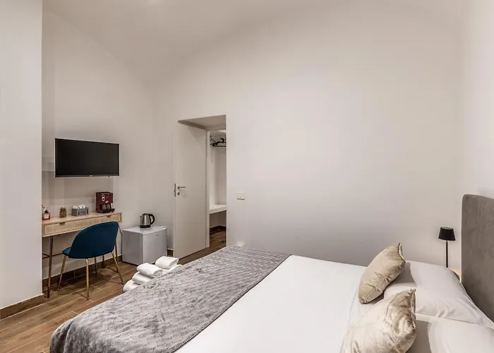 Domus Partenopea 3* Nápoles