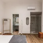 Domus Partenopea Гостевой дом