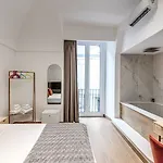 Domus Partenopea 4* Неаполь