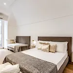 Domus Partenopea 4* Неаполь