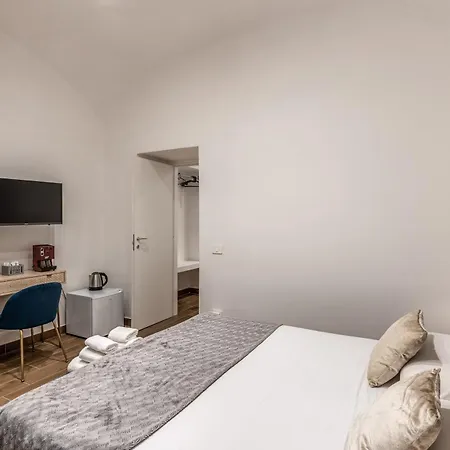 Domus Partenopea 3* Nápoles